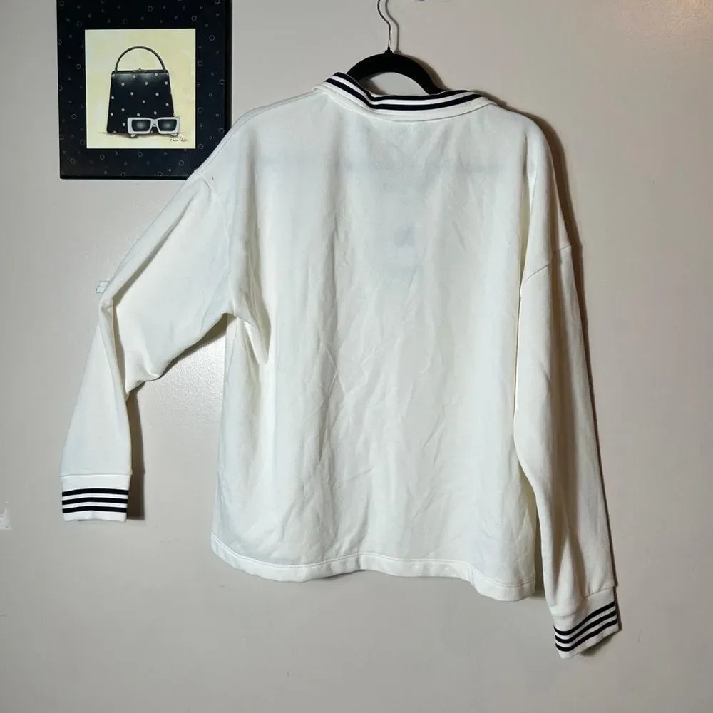 Nautica white sweater with Dark Blue Accents